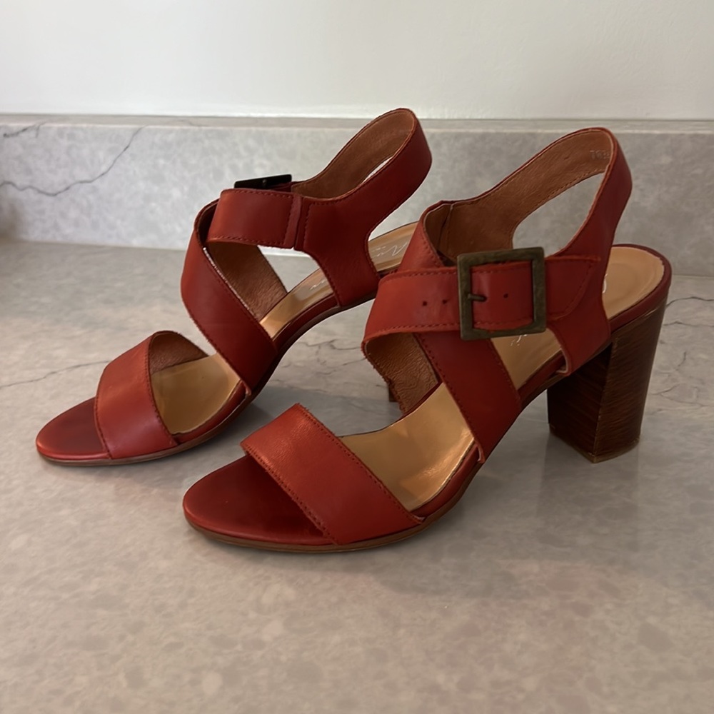 Women's Red Leather Block-Heel Sandals